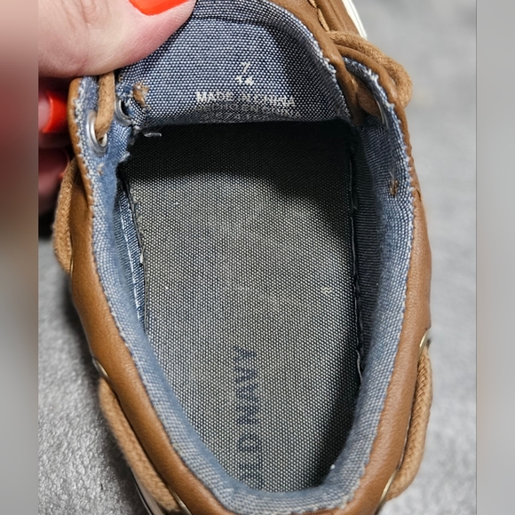 Old Navy Toddler Boat Shoes 7 - Picture 5 of 5